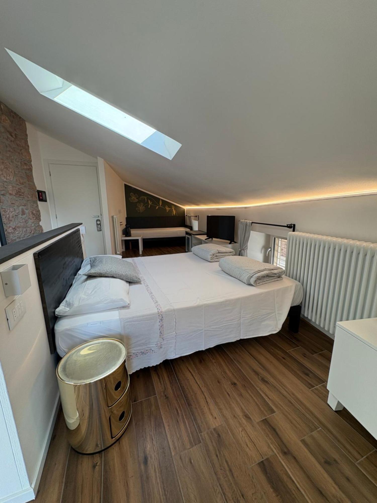 Casa Pitem Bed & Breakfast Torbole Sul Garda Phòng bức ảnh